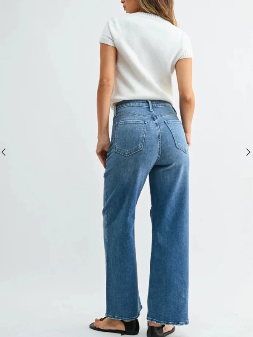Like New! JUST DENIM The Patch Pocket Wide Leg Medium Blue Size 25